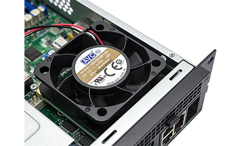 只有44.5mm高的1U服务器，如何压住双路CPU的“怒火”？——AVC 38x38x28mm轴流散热风扇05